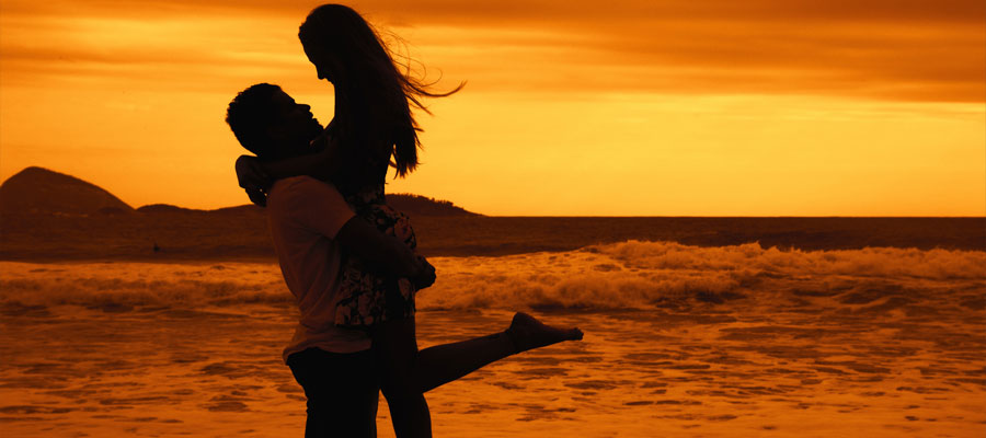 Cuddle Sutra para Aries – El Arte de los Abrazos - HoroscopoAries.eu
